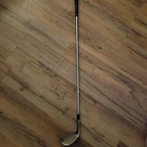 Cleveland 56° Sand Wedge